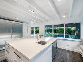 10618 NE 11th ct, Miami Shores FL 33138