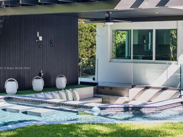 10618 NE 11th ct, Miami Shores FL 33138