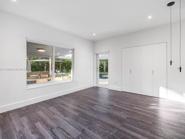 10618 NE 11th ct, Miami Shores FL 33138