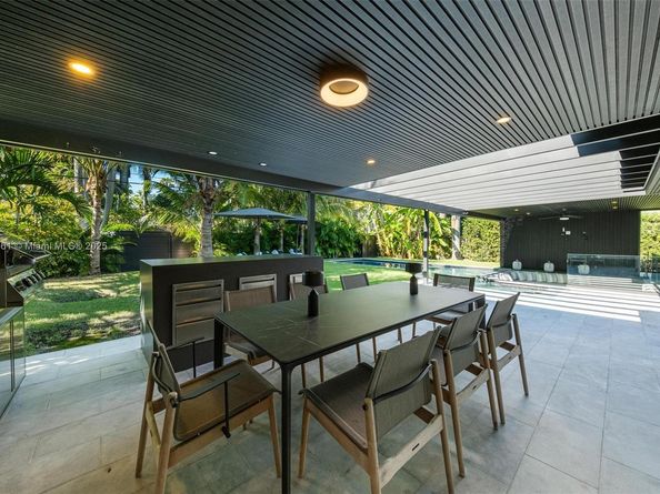 10618 NE 11th ct, Miami Shores FL 33138