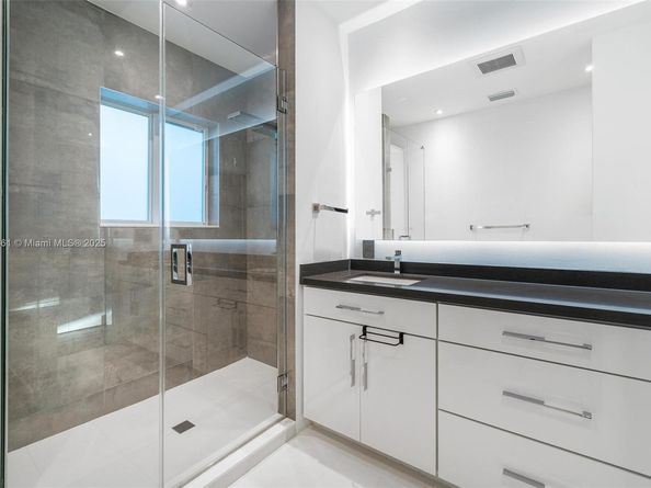 10618 NE 11th ct, Miami Shores FL 33138