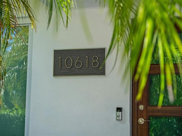 10618 NE 11th ct, Miami Shores FL 33138