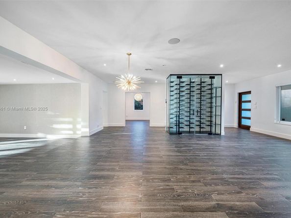 10618 NE 11th ct, Miami Shores FL 33138