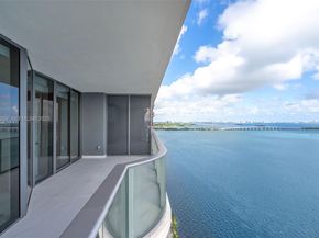 700 NE 24 street 2003, Miami FL 33137