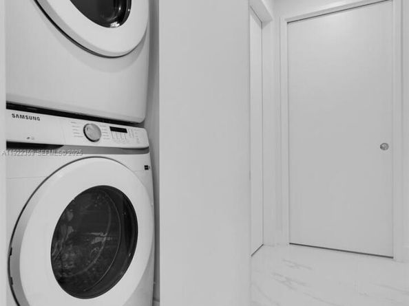 700 NE 24 street 2003, Miami FL 33137