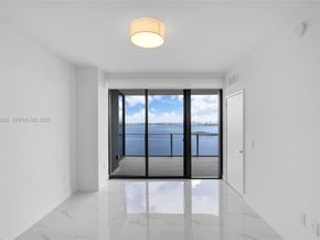 700 NE 24 street 2003, Miami FL 33137