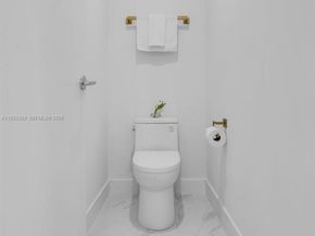 700 NE 24 street 2003, Miami FL 33137