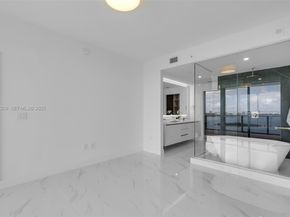 700 NE 24 street 2003, Miami FL 33137