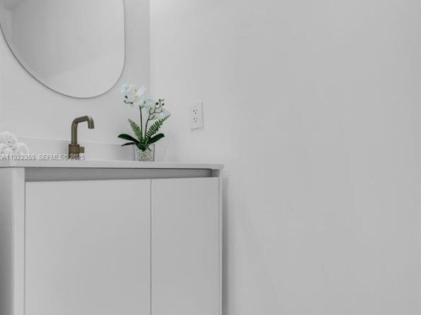 700 NE 24 street 2003, Miami FL 33137