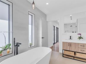 2029 SW 62nd Ave, Miami FL 33155