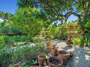 2460 SW 24th St, Miami FL 33145