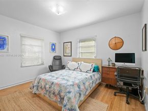 2460 SW 24th St, Miami FL 33145