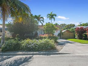 2460 SW 24th St, Miami FL 33145