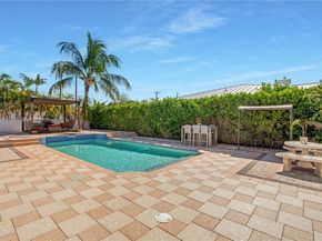 500 94th St, Surfside FL 33154