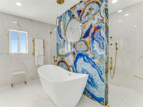 500 94th St, Surfside FL 33154