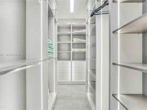 500 94th St, Surfside FL 33154