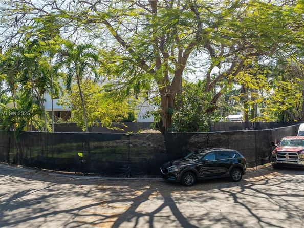 315 W San Marino Dr, Miami Beach FL 33139