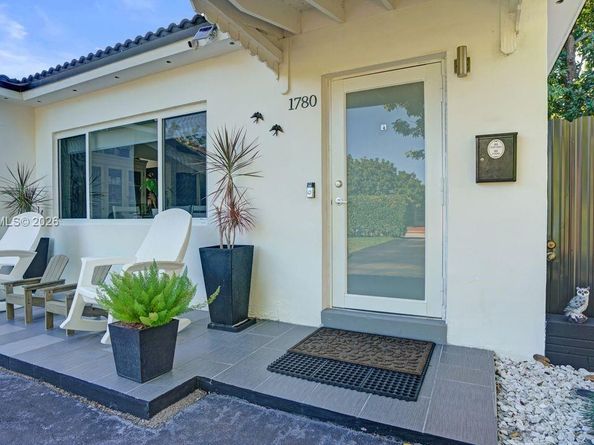 1780 NE 173 St, North Miami Beach FL 33162