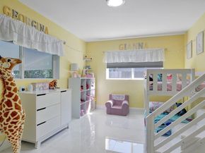 1780 NE 173 St, North Miami Beach FL 33162