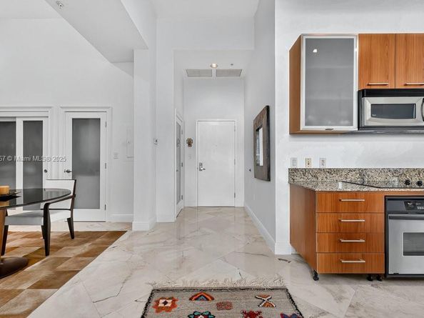 9055 SW 73rd Ct 510, Miami FL 33156