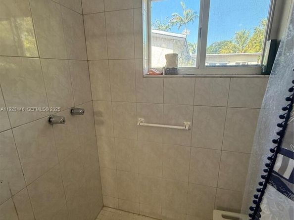 11611 SW 184th St, Miami FL 33157