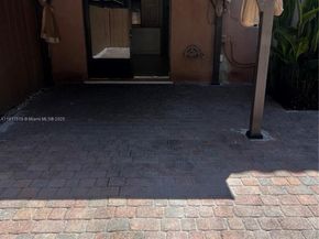 152 SE 37th Ter 152, Homestead FL 33033