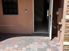 152 SE 37th Ter 152, Homestead FL 33033