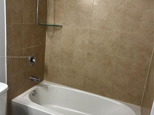 152 SE 37th Ter 152, Homestead FL 33033