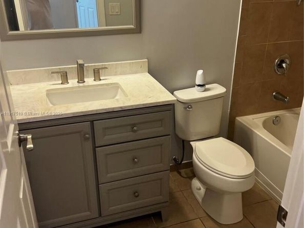 152 SE 37th Ter 152, Homestead FL 33033