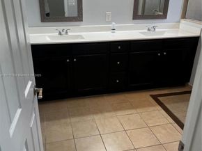 152 SE 37th Ter 152, Homestead FL 33033