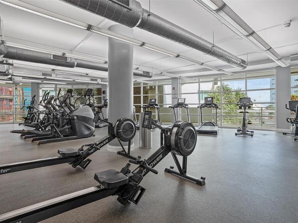 253 NE 2 St 626, Miami FL 33132