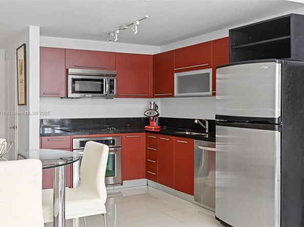 253 NE 2 St 626, Miami FL 33132