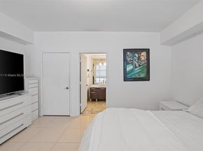 253 NE 2 St 626, Miami FL 33132