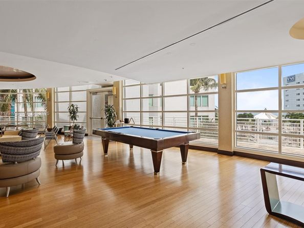 253 NE 2 St 626, Miami FL 33132