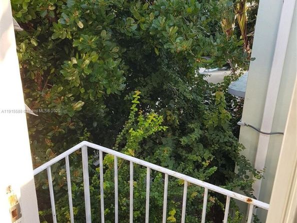 1021 Michigan Ave 10, Miami Beach FL 33139