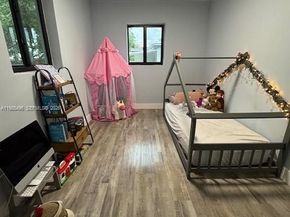 440 E 37th St, Hialeah FL 33013