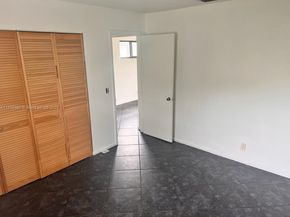 17 Crossings Cir E, Boynton Beach FL 33435