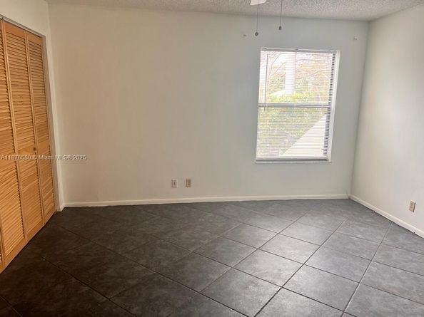 17 Crossings Cir E, Boynton Beach FL 33435