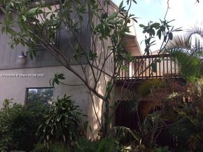 17 Crossings Cir E, Boynton Beach FL 33435