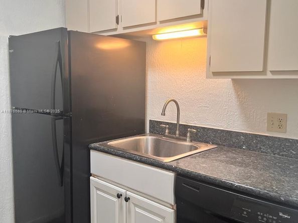 17 Crossings Cir E, Boynton Beach FL 33435