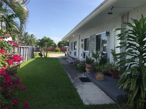 6220 Dawson St, Hollywood FL 33023