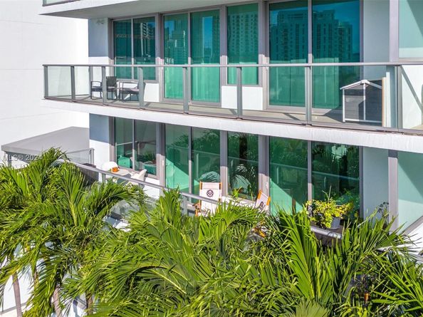 1600 SW 1st Ave 614, Miami FL 33129