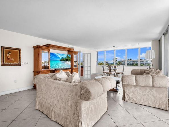 11 Island Ave 512, Miami Beach FL 33139