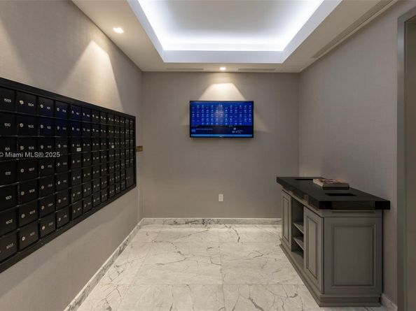 11 Island Ave 512, Miami Beach FL 33139