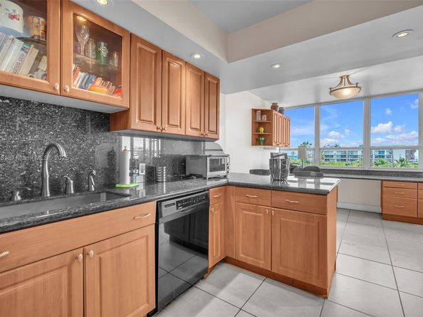 11 Island Ave 512, Miami Beach FL 33139