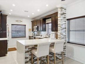 17303 NW 6th Ct, Pembroke Pines FL 33029