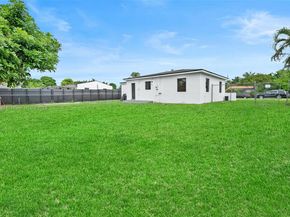 778 NW 146th St, Miami FL 33168
