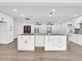 1501 NW 109th Ter, Pembroke Pines FL 33026