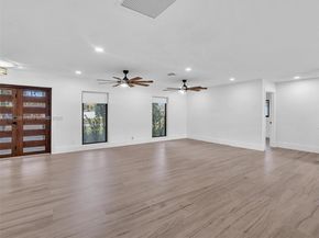 1501 NW 109th Ter, Pembroke Pines FL 33026