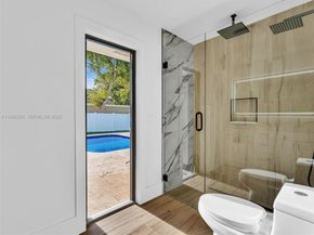 1501 NW 109th Ter, Pembroke Pines FL 33026